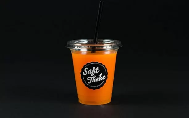 Kunststoffbecher-mittel